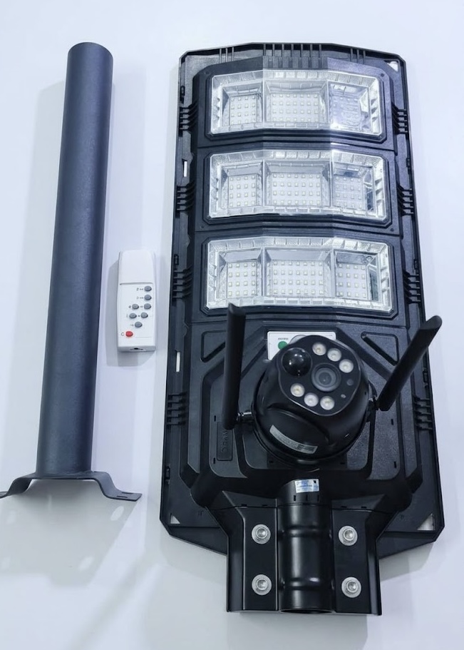 Smart All-in-One Solar Street Light with CCTV